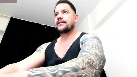 MuscleMonster31 online show from January 11, 2026, 9:09 pm