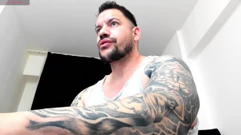 MuscleMonster31 online show from January 12, 2026, 11:21 pm