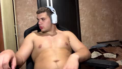 Snapshot of musclephantom chatting on June 24, 2026, 9:36 pm Egor online show from June 24, 2026, 9:36 pm
