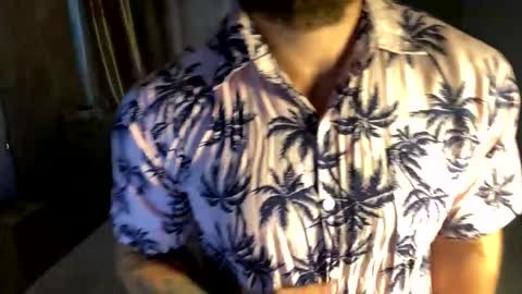 muscularjuggler online show from May 11, 2026, 1:44 am