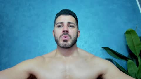 muscularmaster onlyfans online show from January 4, 2025, 12:59 am