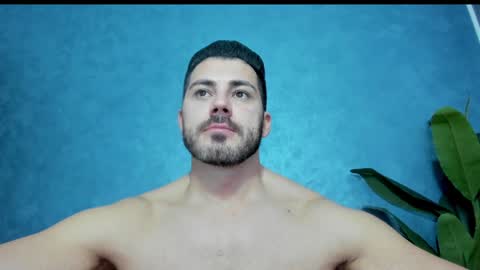 muscularmaster onlyfans online show from January 6, 2025, 12:37 am