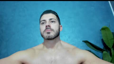 muscularmaster onlyfans online show from January 6, 2025, 10:26 pm