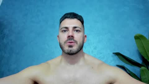 muscularmaster onlyfans online show from January 17, 2025, 1:36 am