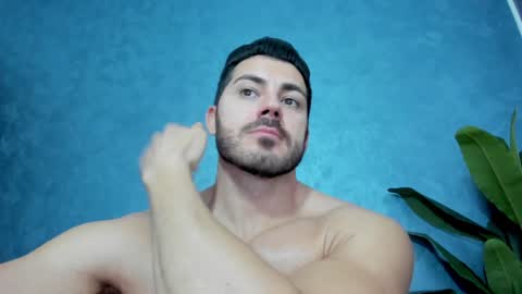 muscularmaster onlyfans online show from February 4, 2025, 10:43 am