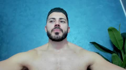 muscularmaster onlyfans online show from February 17, 2025, 1:04 am