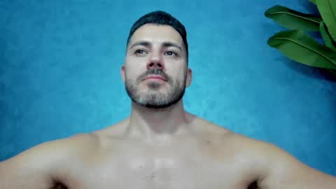 muscularmaster onlyfans online show from September 19, 2025, 9:26 pm