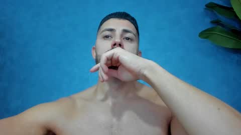 muscularmaster onlyfans online show from January 14, 2026, 10:58 pm