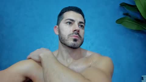 muscularmaster onlyfans online show from January 31, 2026, 9:35 pm