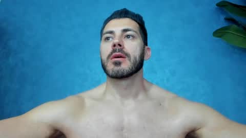 muscularmaster onlyfans online show from April 24, 2026, 9:50 pm