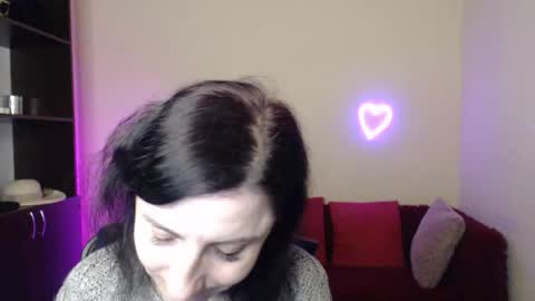 Jeneva online show from November 30, 2025, 6:39 am