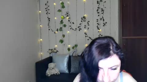 Snapshot of muse_kity_jeneva chatting on June 5, 2026, 6:35 pm Jeneva online show from June 5, 2026, 6:35 pm