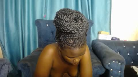 Milly online show from March 16, 2026, 6:12 pm