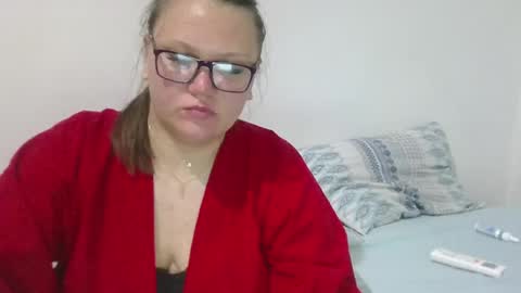 Snapshot of musechic_wild chatting on April 10, 2026, 11:42 pm musechic_wild online show from April 10, 2026, 11:42 pm