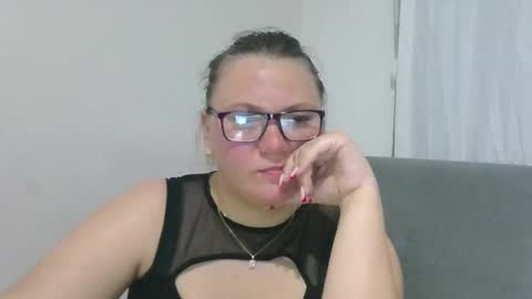 Snapshot of musechic_wild chatting on April 15, 2026, 8:20 pm musechic_wild online show from April 15, 2026, 8:20 pm