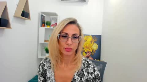Diana online show from December 2, 2024, 11:01 am