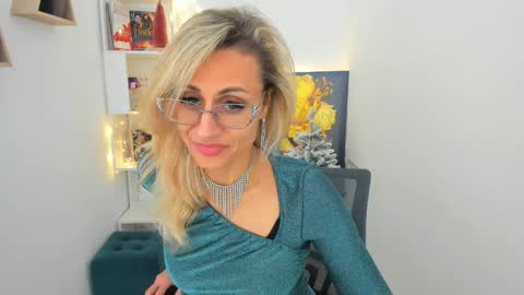 Diana online show from December 14, 2024, 5:47 pm