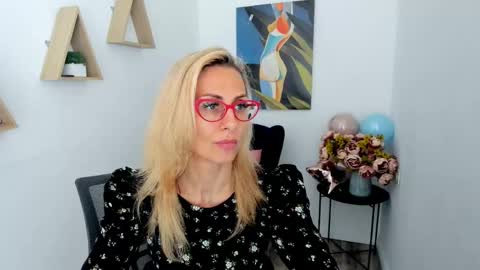 Diana online show from May 28, 2026, 11:29 am