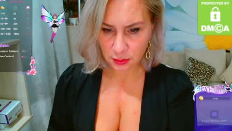 Lana online show from December 7, 2024, 9:39 am