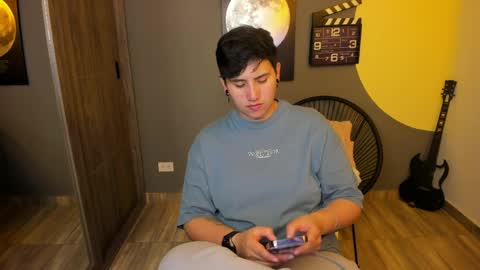 VALENTINA Luna  online show from May 13, 2026, 3:48 am