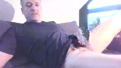 nobuddy online show from December 11, 2024, 7:09 am