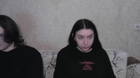 cute couple online show from May 3, 2026, 5:19 pm