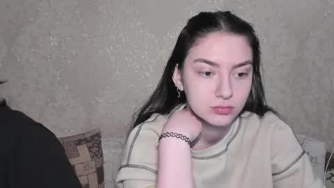 cute couple online show from May 4, 2026, 11:34 pm
