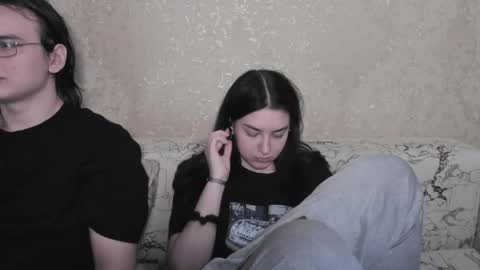 cute couple online show from May 18, 2026, 9:31 pm