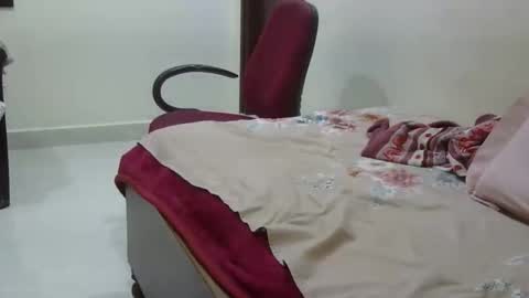 Snapshot of mvhy007 chatting on October 7, 2025, 6:16 pm john online show from October 7, 2025, 6:16 pm