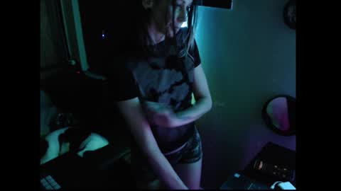 ghost mantis online show from November 8, 2025, 9:09 am