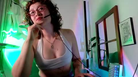 Snapshot of mx_anouk_divine chatting on May 15, 2026, 11:45 pm Mx. Anouk Divine online show from May 15, 2026, 11:45 pm