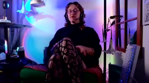 Snapshot of mx_anouk_divine chatting on May 28, 2026, 2:31 am Mx. Anouk Divine online show from May 28, 2026, 2:31 am