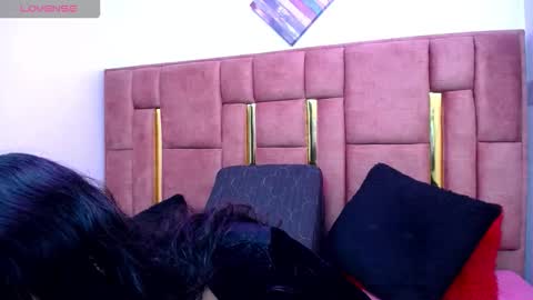 Snapshot of mxlvixje chatting on October 16, 2025, 5:19 am SOFIA online show from October 16, 2025, 5:19 am