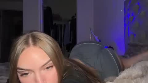 Snapshot of mxrissaof3 chatting on October 20, 2025, 2:56 am mxrissaof3 online show from October 20, 2025, 2:56 am