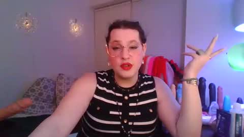 Mx Charlotte online show from May 11, 2026, 1:11 am