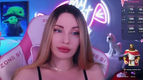 Snapshot of my__sweet__alice chatting on June 1, 2026, 5:58 pm mysweetalice online show from June 1, 2026, 5:58 pm