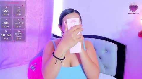 my_aleja_ online show from April 23, 2026, 12:40 pm