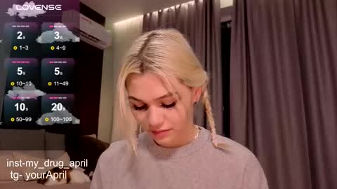 April online show from September 19, 2025, 11:38 pm