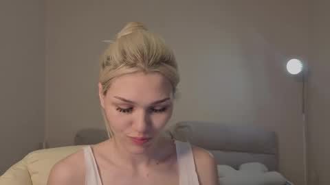 April online show from March 23, 2026, 4:33 pm