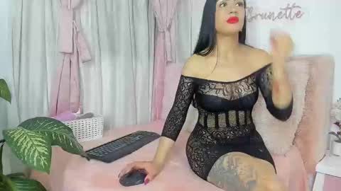 Snapshot of my_brunetteee chatting on February 4, 2025, 1:34 am my_brunetteee online show from February 4, 2025, 1:34 am