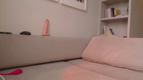 Snapshot of my_hannah chatting on March 1, 2025, 12:34 pm Hannah welcome online show from March 1, 2025, 12:34 pm
