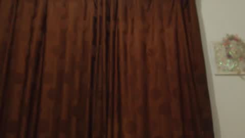 Snapshot of my_kind_of_love chatting on September 13, 2025, 10:20 pm     sara      i know you love me xoxox     online show from September 13, 2025, 10:20 pm