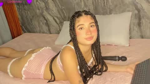 LIA online show from October 25, 2025, 12:40 am