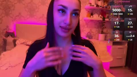 Naomi online show from June 8, 2026, 8:09 pm