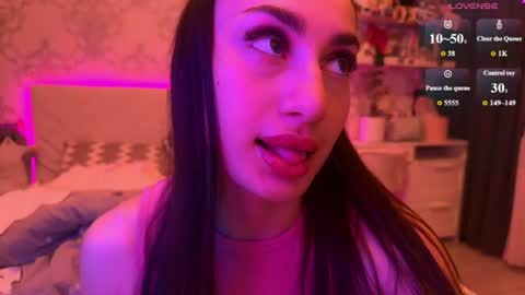 Naomi online show from June 12, 2026, 6:51 pm