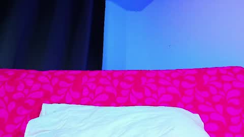 Snapshot of my_onlyqueen chatting on April 28, 2026, 4:28 am my_onlyqueen online show from April 28, 2026, 4:28 am