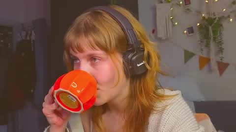  PARIS   online show from October 23, 2025, 10:41 pm