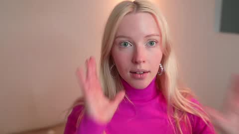 STELLA  Im here today online show from December 15, 2024, 5:10 pm