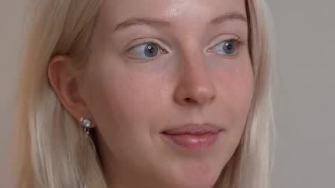 STELLA  Im here today online show from February 9, 2025, 3:01 pm