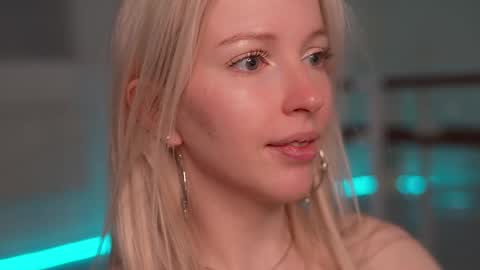 STELLA  Im here today online show from February 16, 2025, 6:54 pm